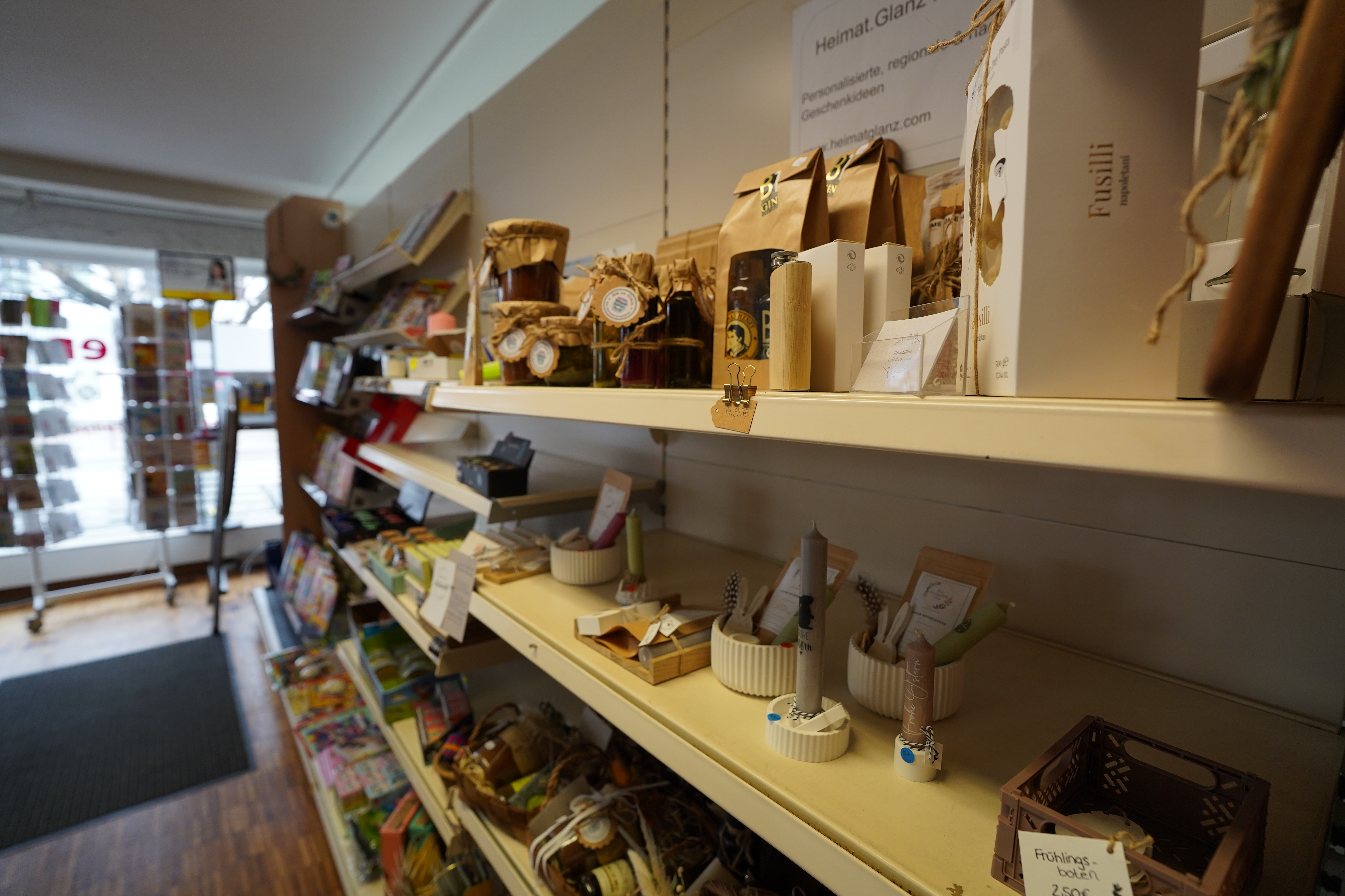 Innenansicht des Ladens, Bild 3